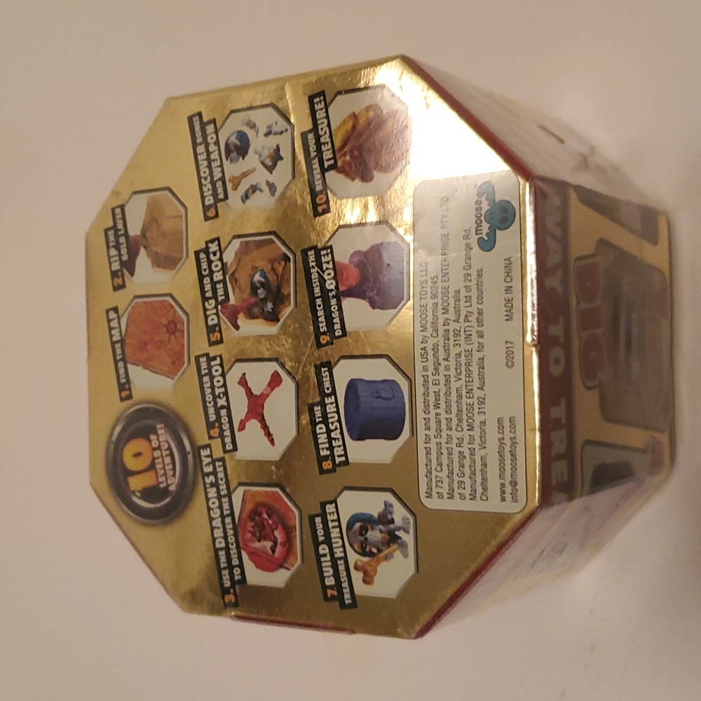 Toy - Picture 6 of 7